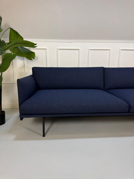 Muuto Modello Outline Divano 3 posti in tessuto blu scuro Divano di design