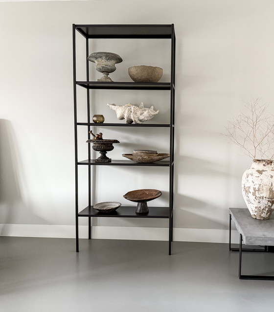 Image 1 of Handgemaakte stalen kast