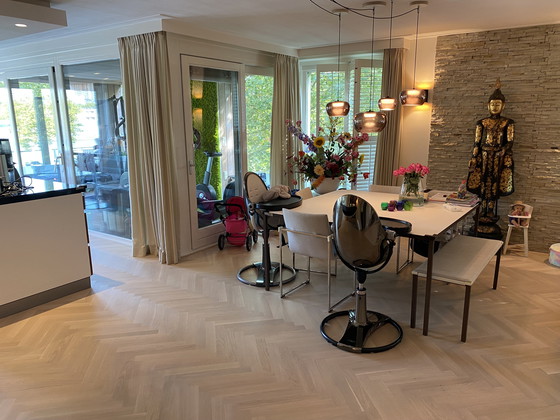 Image 1 of Arco Design Tafel