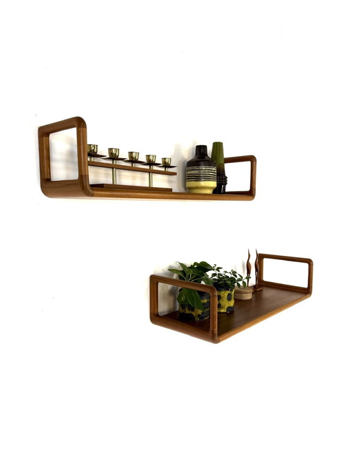 Set van 2 vintage teakhouten wandplanken, Dyrlund ‘70