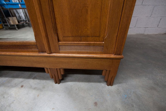 Image 1 of Armadio Art Déco in rovere intagliato - bottega fiamminga circa 1930