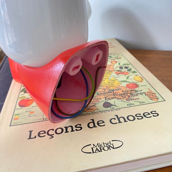 Image 1 of Coppia di applique vintage in vetro opalino bianco e plastica