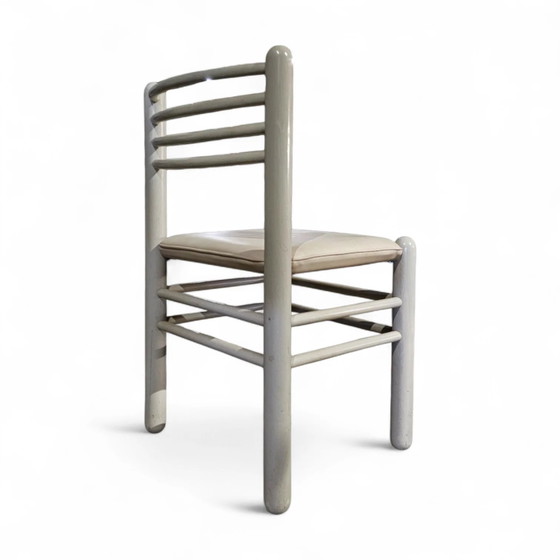 Conjuntos de comedor / Mesa / 5 Sillas / Estructura Madera Gris Claro / Asiento Cuero / Alemán / Años 80 / (photo 12 of 24)