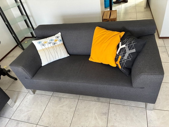 Pode Edit 2,5 + 3 Sitzer Kombination, 2 Sitzer Sofas, Stoff, Metall, Grau, Modern (Foto 4 von 6)
