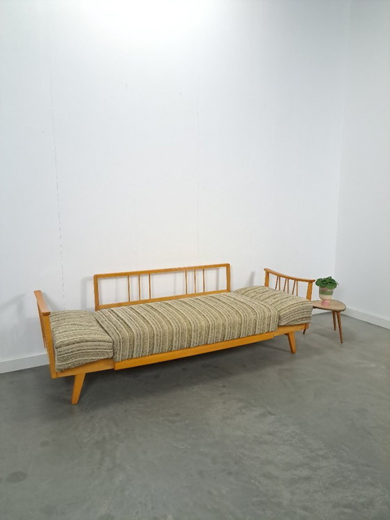 Image 1 of Divano letto estensibile con cuscini, divano