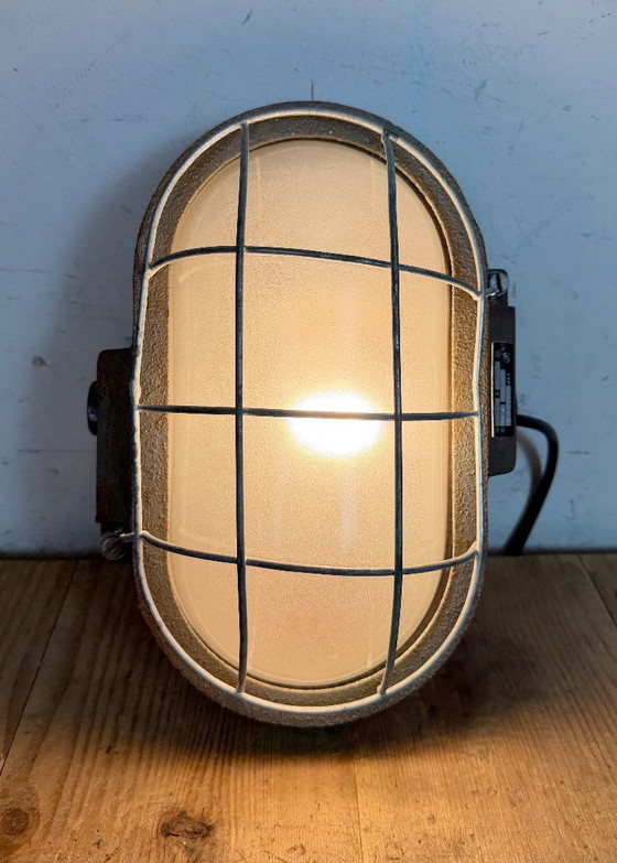 Image 1 of Applique industriale in ghisa grigia di Elektrosvit, anni '60