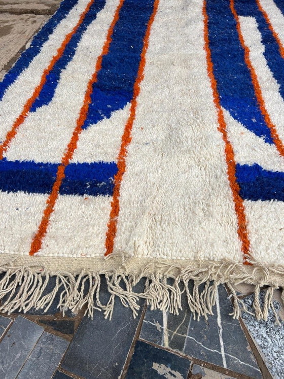 Image 1 of Handwoven Berber rug, traditional craftsmanship, size 150/250 cm