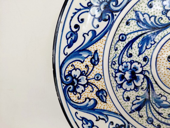 Piatto da parete spagnolo vintage 37 cm – Dipinto a mano Anni '70 – Manises - Ceraplat, Decorazioni murali (photo 6 of 8)