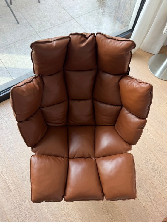 Image 1 of B&B Italia - Husk draaibare fauteuil en voetenbank