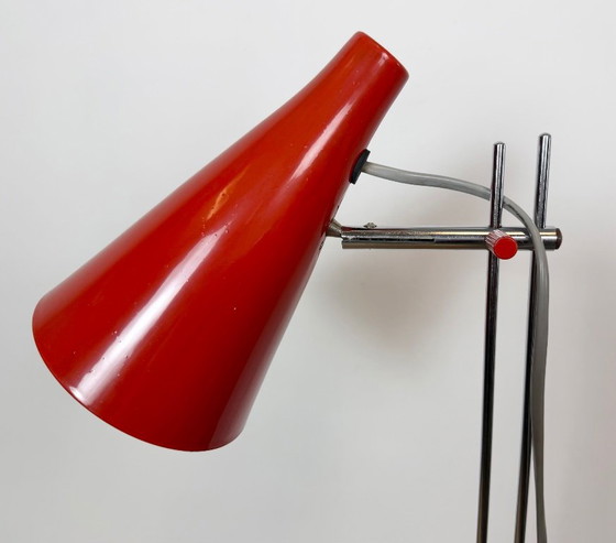 Vintage Red Table Lamp by Josef Hůrka for Lidokov, 1960s – Iron, Chrome (photo 6 of 21)