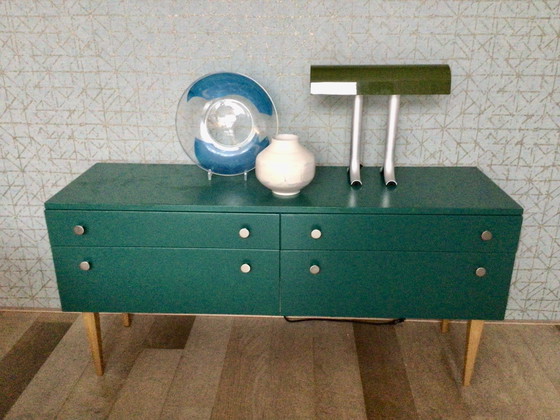 Image 1 of Dressoir vintage milieu du siècle