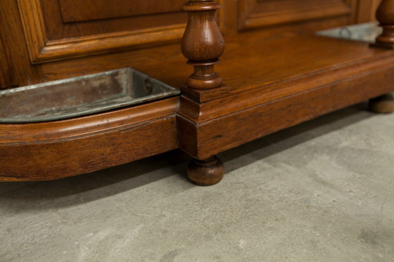 Image 1 of Vestiaire Napoléon III en noyer fin 19e, 3 miroirs, marbre