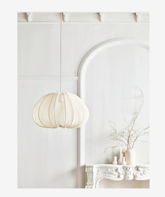 Image 1 of BoliaBalloon pendant lamp Ø57 H36 ivory
