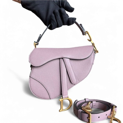 DIOR SADDLE SMALL - VERSTELBARE STIJL VAN KALFSLEER MET NERF, NUDE ROZE EN GOUDEN BESLAG