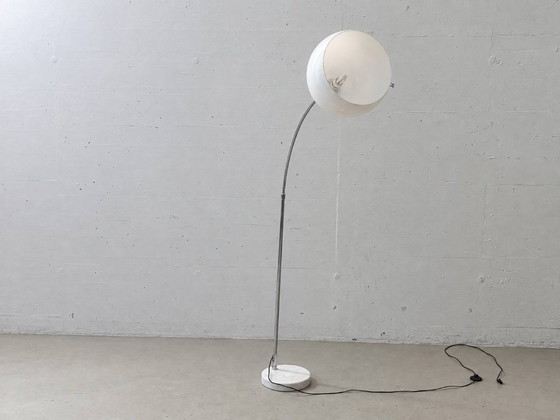 Lampadaire arc Vintage Space-Age – Chrome, Verre Acrylique & Marbre de Carrare, années 70 – Glass (photo 7 of 13)