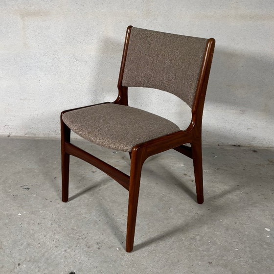 Image 1 of 6 Esszimmerstühle Modell 89 — Erik Buch