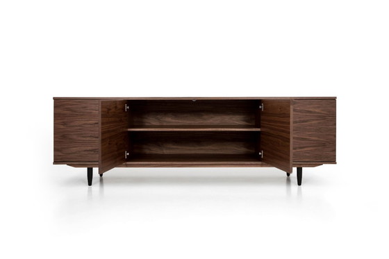 Image 1 of Walnoten dressoir O-S08 vier deuren