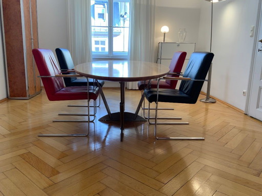 Mesa de conferencias/comedor con 4 sillas