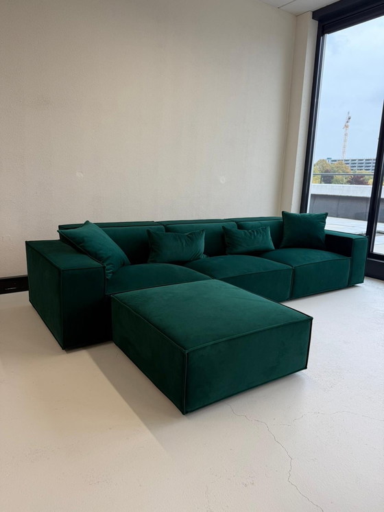 Image 1 of Japandi corner sofa dark green velvet
