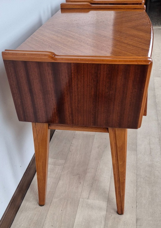 Image 1 of Minimalistische Art Deco nachtkastjes