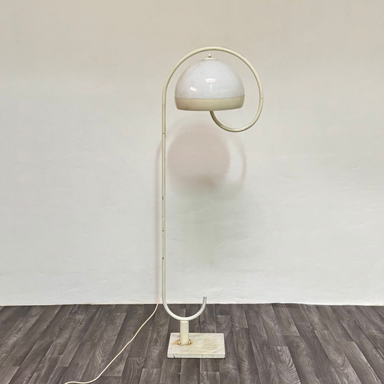 Image 1 of Harvey Guzzini Lampada da terra Space Age con base in marmo Design anni '70