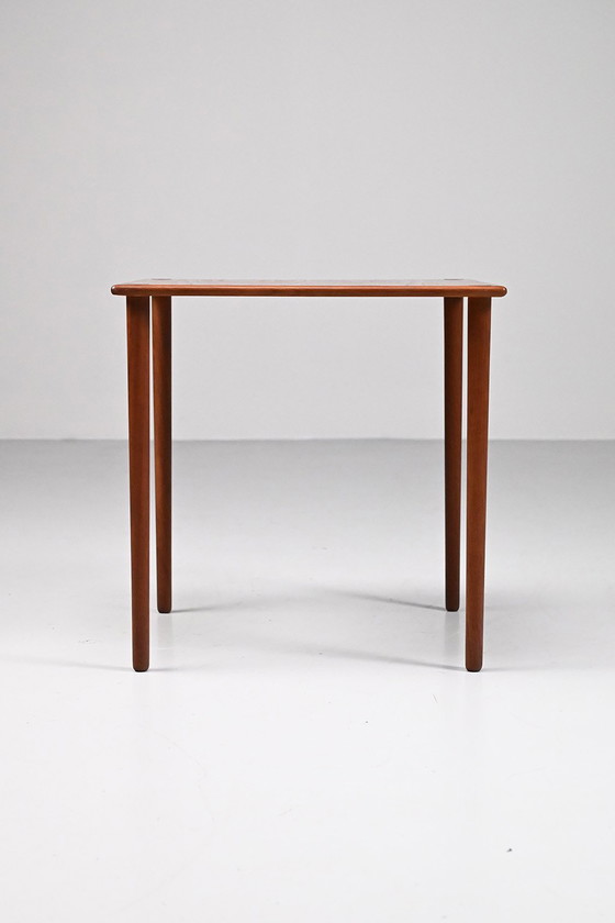 Image 1 of GP Farum model 4433 small table