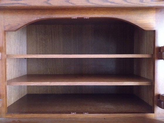 Image 1 of Houten kastenwand met glaskast en klepkast