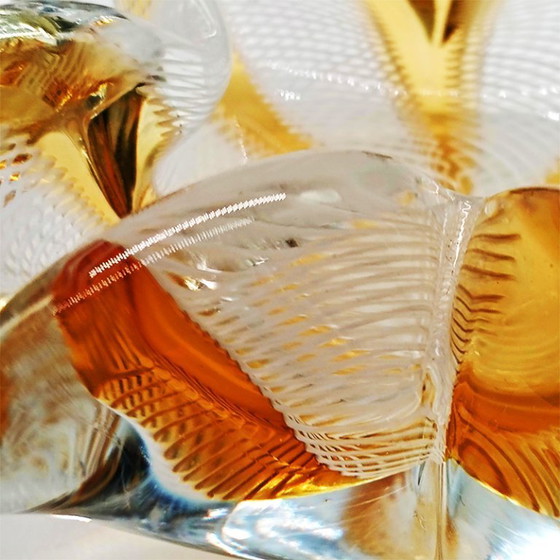 Image 1 of Splendido e raro posacenere degli anni '50 in vetro di Murano lavorato a mano con filigrana a reticello.