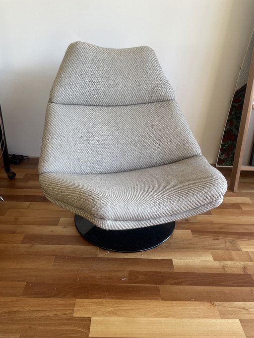 Artifort F511 stoel