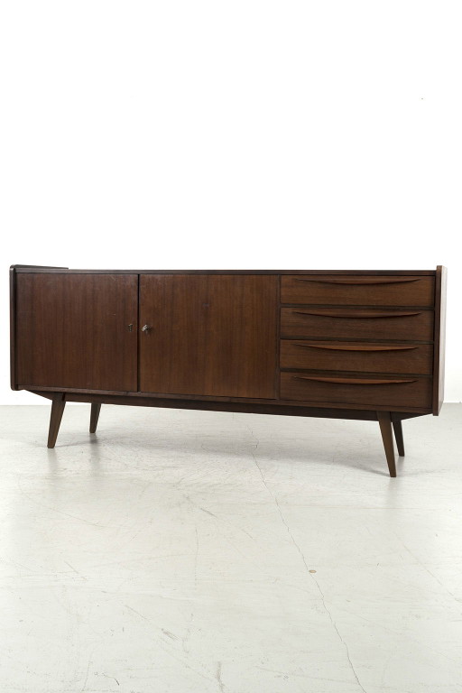 Buffet 1960