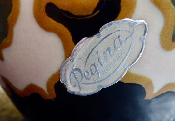 Image 1 of Plateelbakkerij Regina - Avisa - Jan Signer - Vaas Gouda.