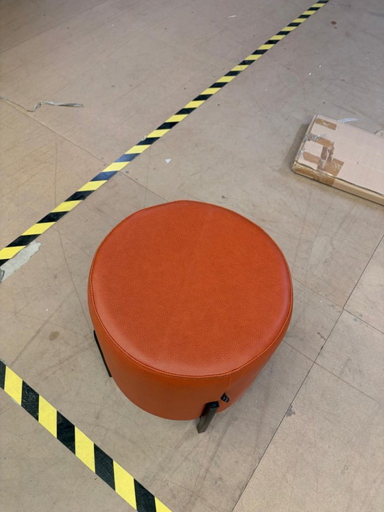 Image 1 of Round pouf d44