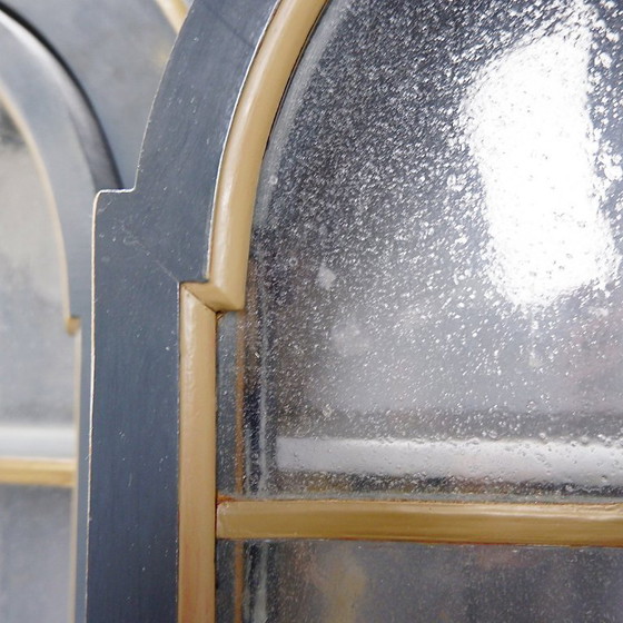 Image 1 of Mobile vintage a due pezzi laccato grigio - disponibile in coppia (B)