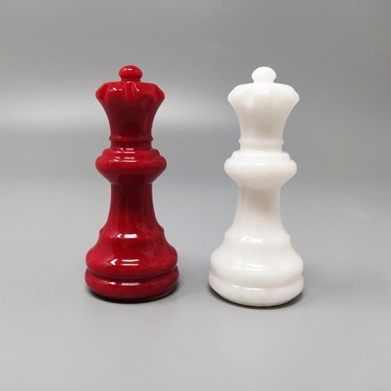 Image 1 of Italienisches Volterra-Schachset aus Alabaster aus den 1970er Jahren – selten in Rot und Weiß. Hergestellt in Italien.