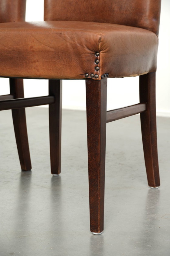 6x Begeerlijke schapenleren eetkamerstoel in een mooie cognac kleur met een mooi patina – Eetkamerstoelen (photo 15 of 17)