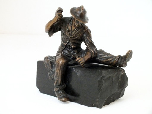 Scultura Art Déco in marmo nero e bronzo di Felice Vatteroni, scalpellino, anni '30, Italia