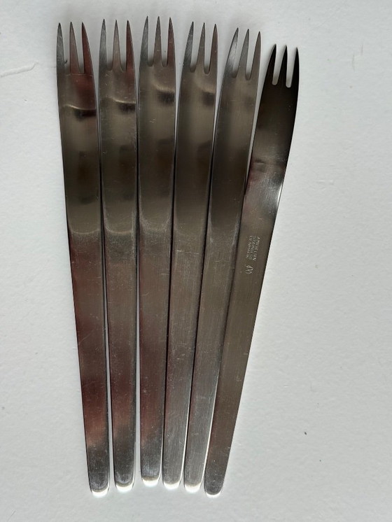 Image 1 of 48 Couverts Arne Jacobsen Service AJ pour Anton Michelsen - Design danois inox vintage années 50/60