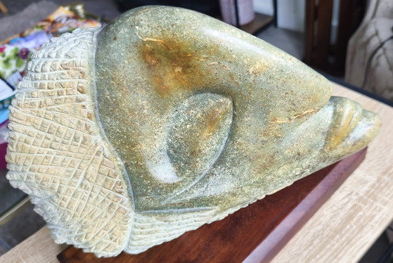 Chef-d'œuvre de Qualité Musée: La Sculpture de Serpentin Shona "De Griek" Unique (11,5 kg) – Stone, Wood (photo 5 of 15)