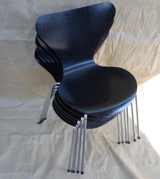Arne Jacobsen stoel model 3107 zwart – Fritz Hansen, Eetkamerstoelen, Wood, Vintage (photo 4 of 5)