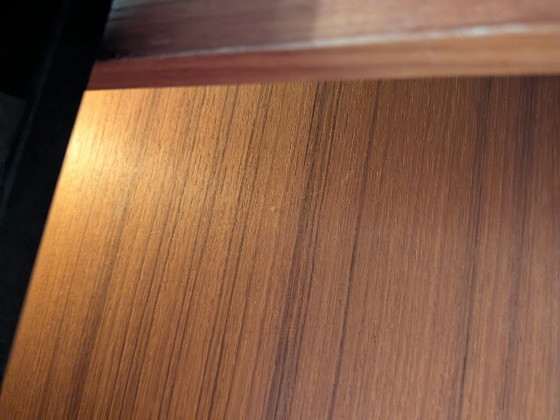 Dyrlund Display Cabinet with Lighting – Wood (photo 5 of 5)