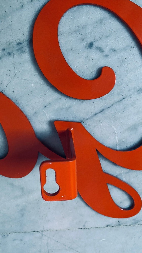 Image 1 of Vintage metalen wandtekst “Garderobe” –  retro typografie in staal