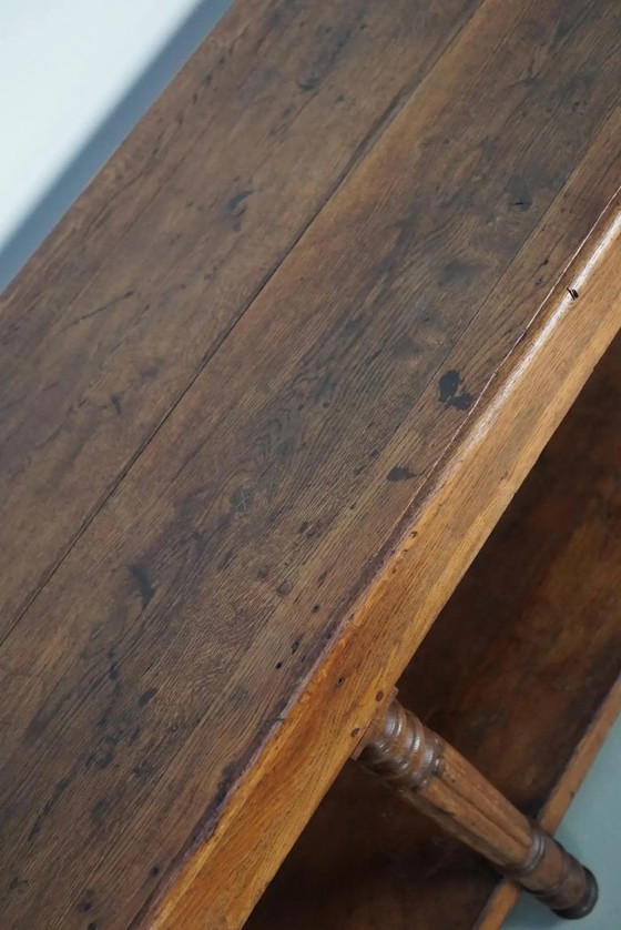 Image 1 of Antiker französischer Konsolentisch/Beistelltisch aus Eichenholz aus dem 19. Jahrhundert (rustikaler Stil)