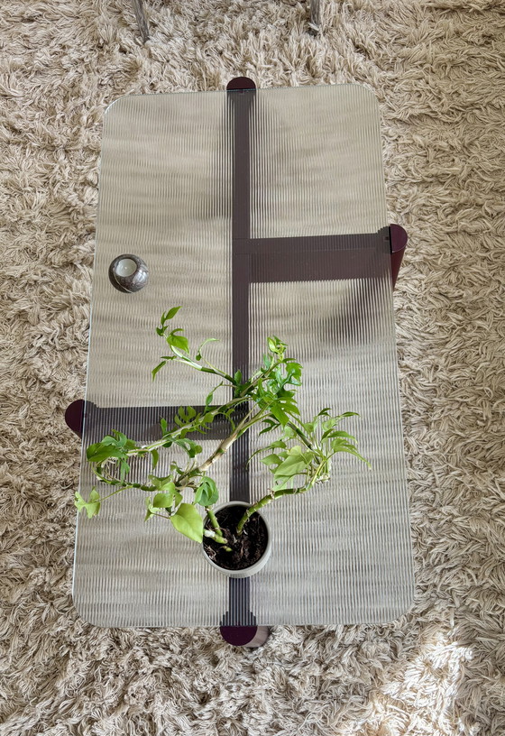 Image 1 of KOB Table Noo.ma, Wine Red, Ribbed Glass, Wooden Base