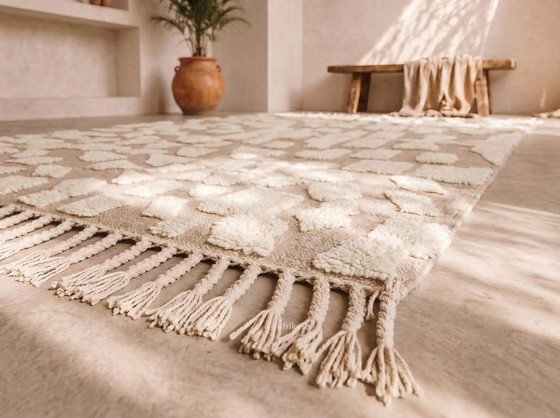 Luxuriöser marokkanischer Berberteppich aus Naturwolle, 230/350 cm – Teppiche & Läufer, Wool (photo 2 of 8)