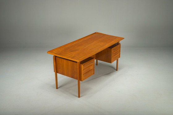 Image 1 of Dänischer Teakholz-Schreibtisch von Peter Lovig Nielsen für Hedensted Mobelfabrik, 1964