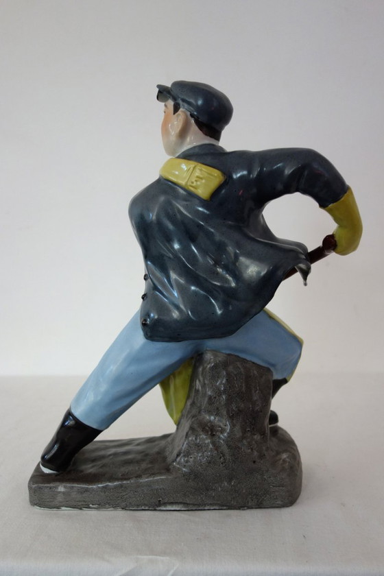 Image 1 of Propaganda statue/figurine from the Chinese Cultural Revolution #18