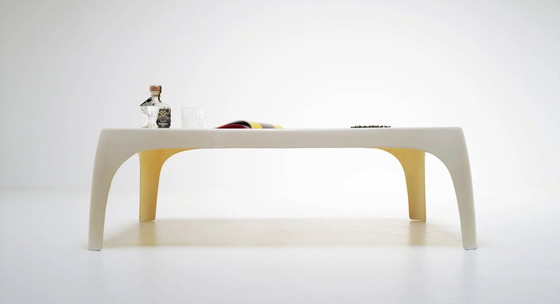 Image 1 of Table basse en polyester, années 1970
