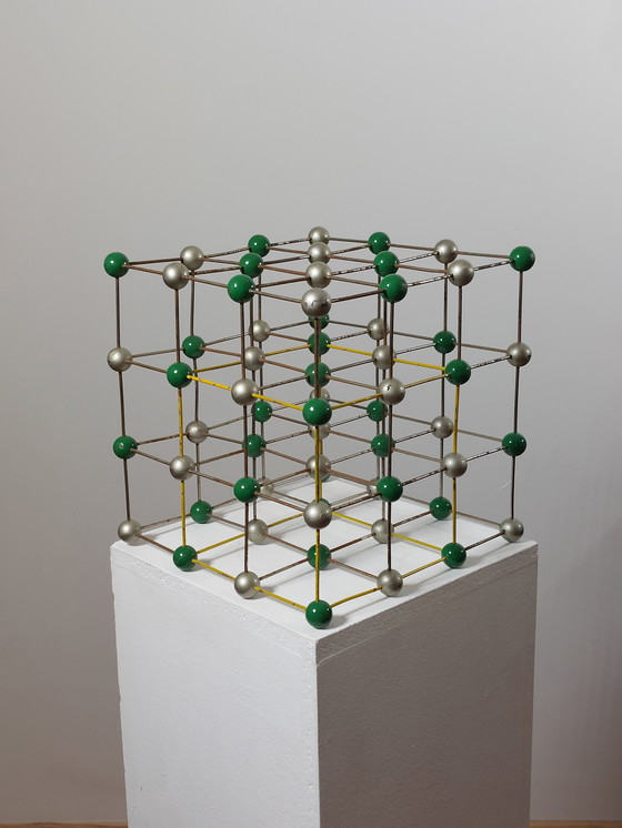 Image 1 of Large square old patinated teaching model, structural model, chemistry, physics, school model