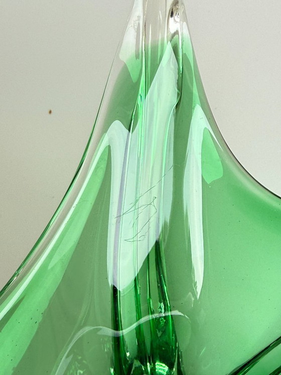 Image 1 of Cuenco escultural de cristal verde estilo Murano