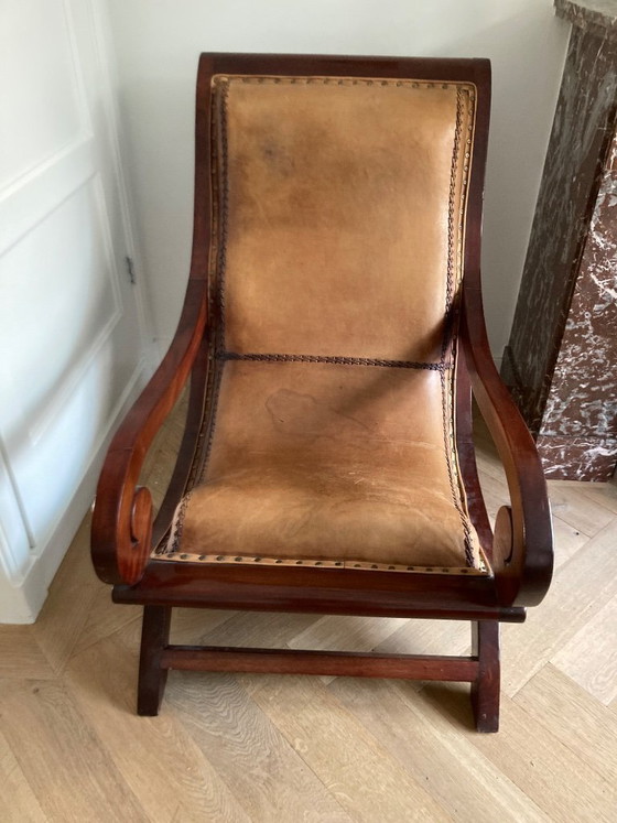Image 1 of fauteuil en cuir et bois trône attirant